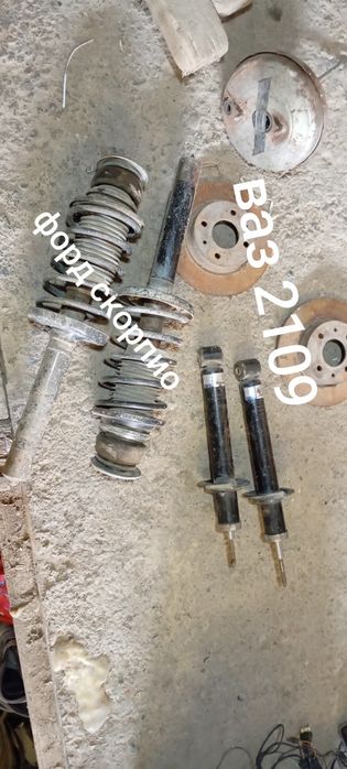 Продаются запчасти от форд скорпио и от ваз 2109