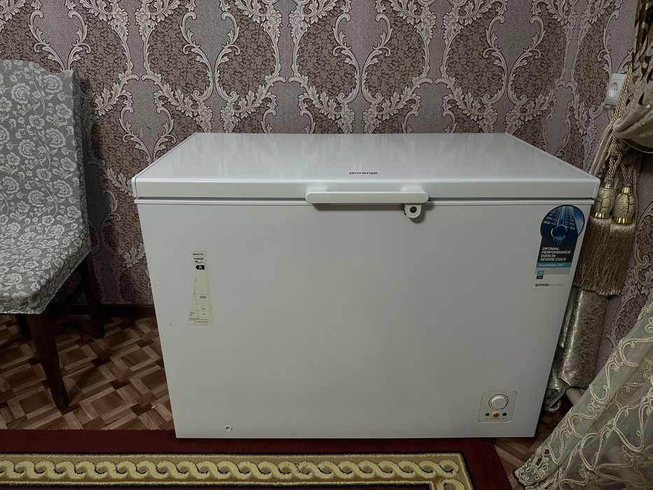 Морозилник 356литр срочноо