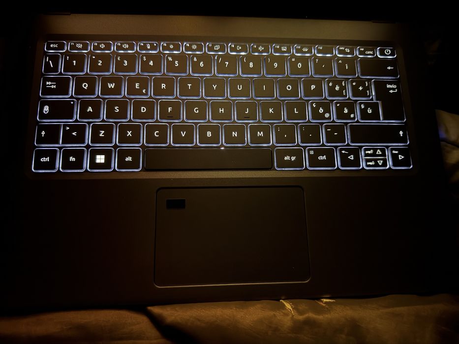 Acer Aspire 5 i5 Gen 12 , 512GB SSD în stare impecabila , nou .