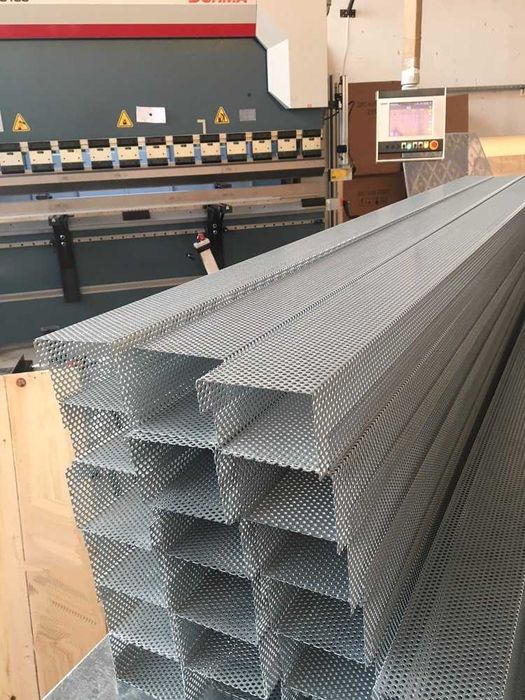 Огъване и разкрой на ламарина /на абкант и гилотина/ - СОП