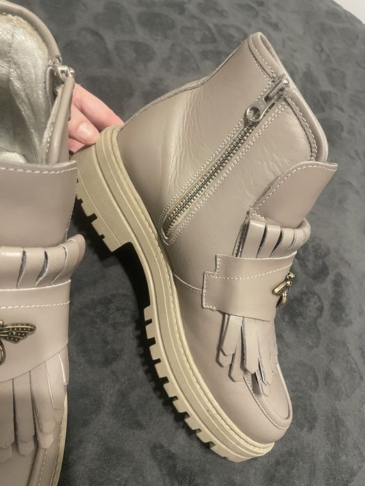 Ghete din piele naturala