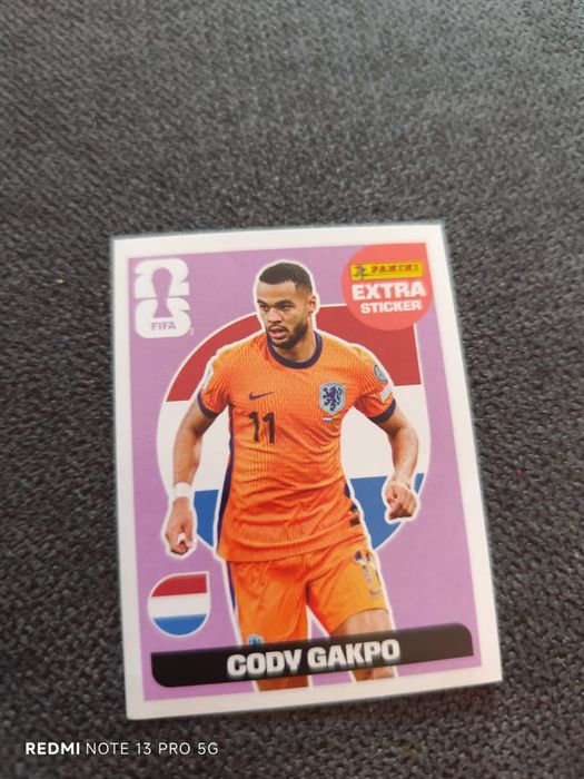 Vând extra stiker