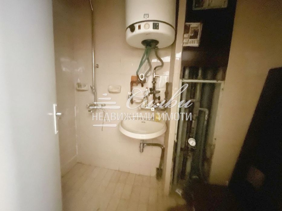 Двустаен апартамент - кв. Боян Българанов 1