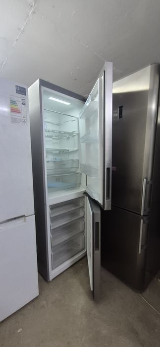 Холодильник 70000  без доставка