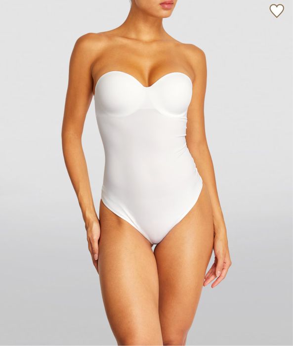 Две оформящи bestseller бодита Wolford  S