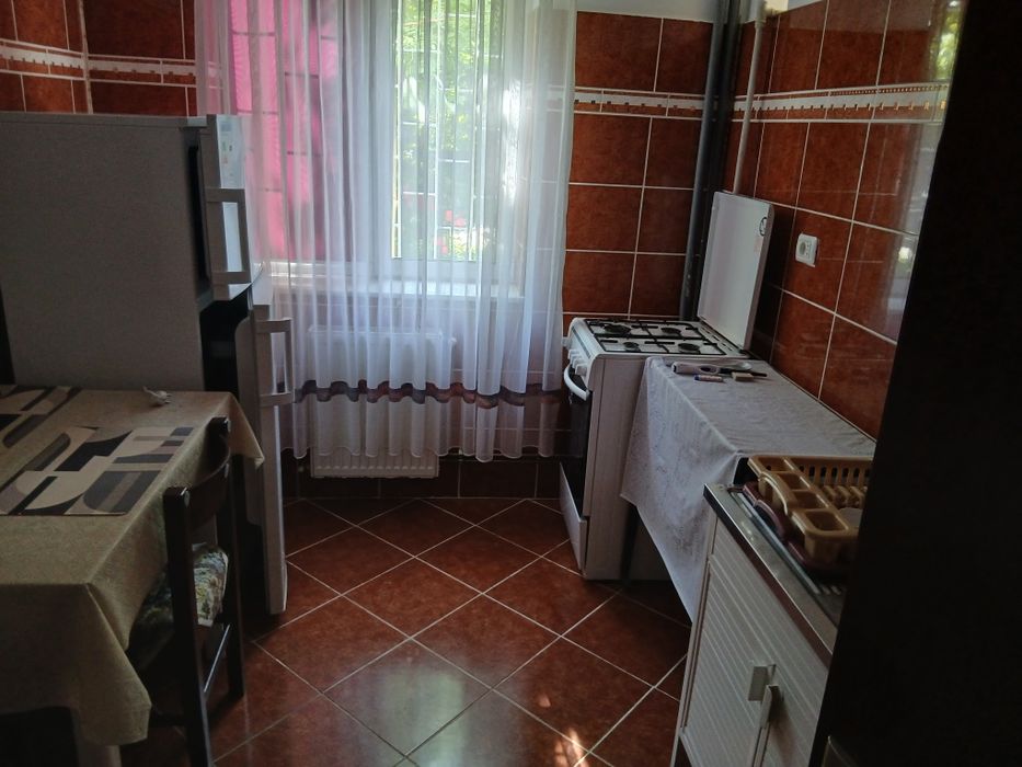 Închiriez Apartement 2 camere