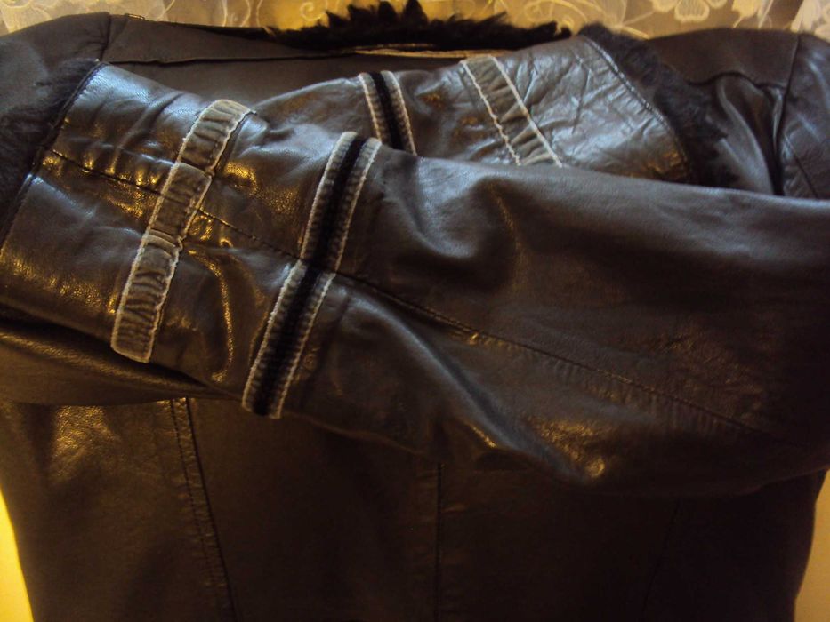 Дамско яке кожено EMPORIO ARMANI