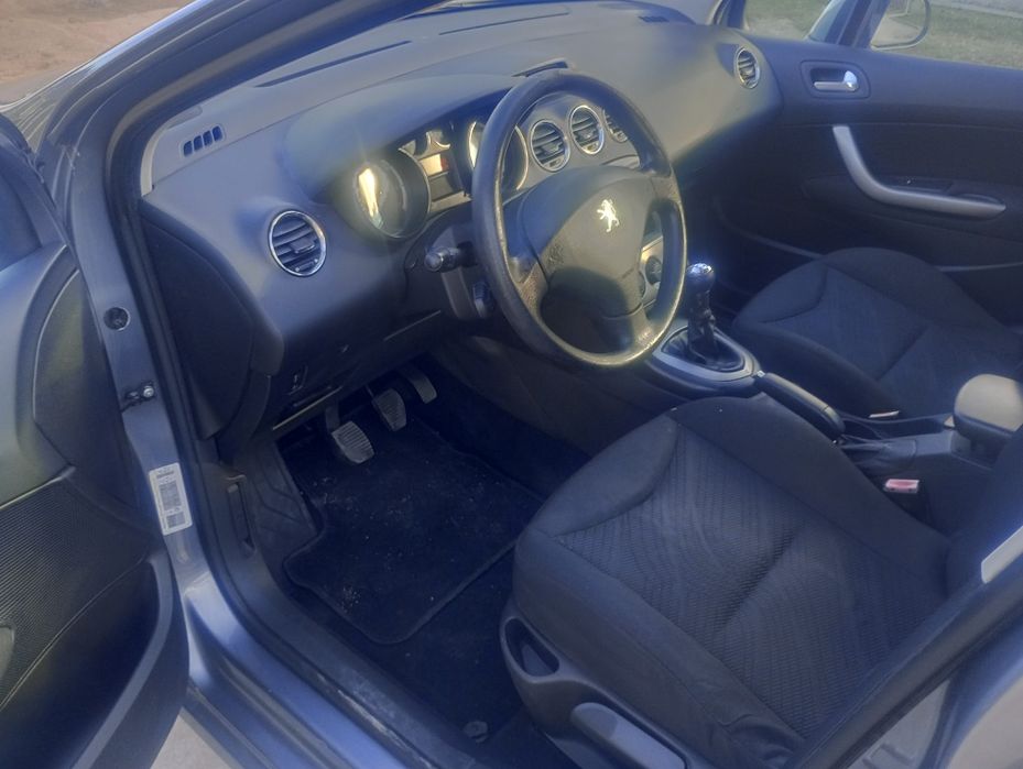 Peugeot 308 vând