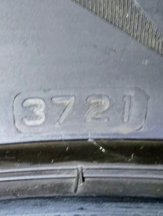 4 броя зимни гуми BRIDGESTONE 275/45 R21