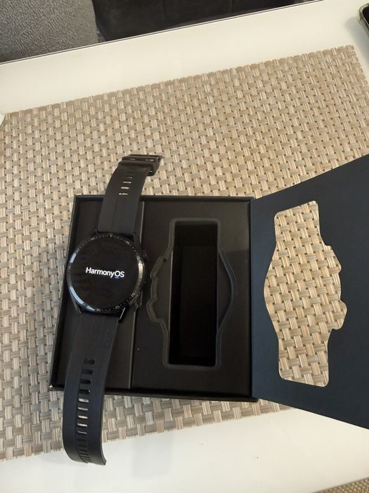 Смартчасовник Huawei Watch GT 3 46mm