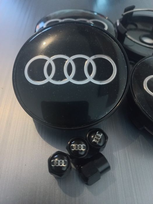 Audi - set 4 capace si ventile pentru jante aliaj