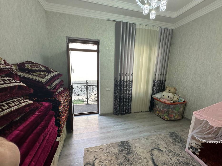 Srochna uchastka sotiladi 1,8sotix fayzli uy