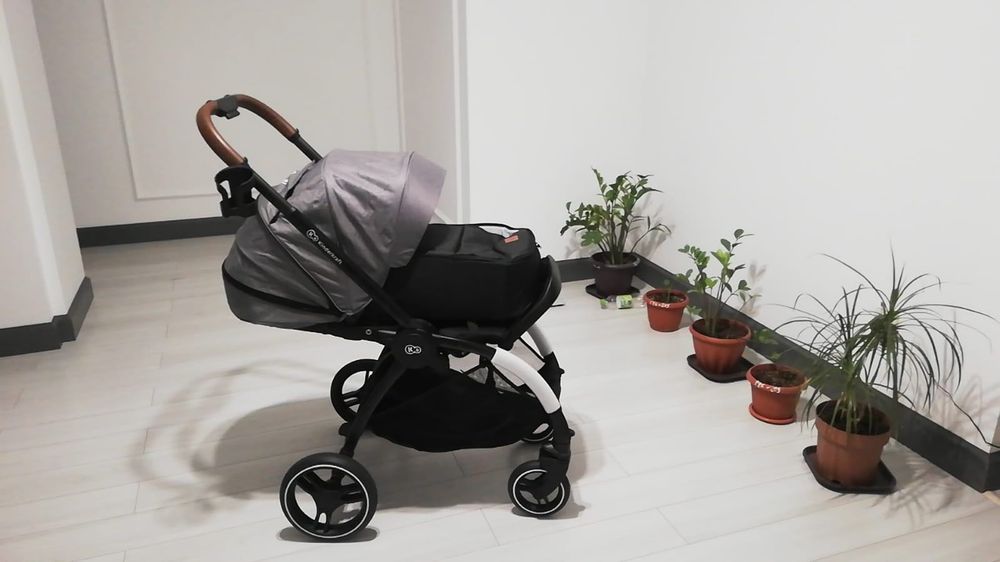 Коляска Kinderkraft