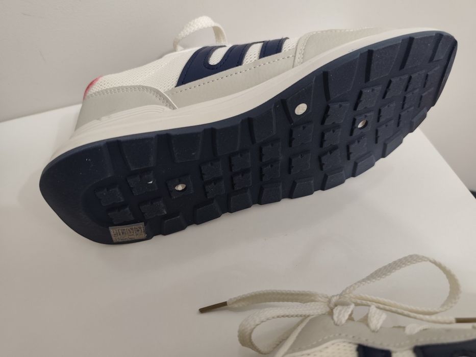 Кроссовки мужские 41