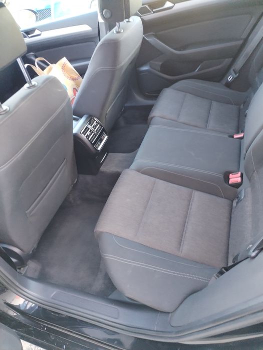 . Продавам Фолксваген Пасат Б8 2,0 д комби автоматик