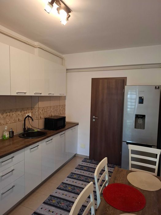 Apartament de inchiriat