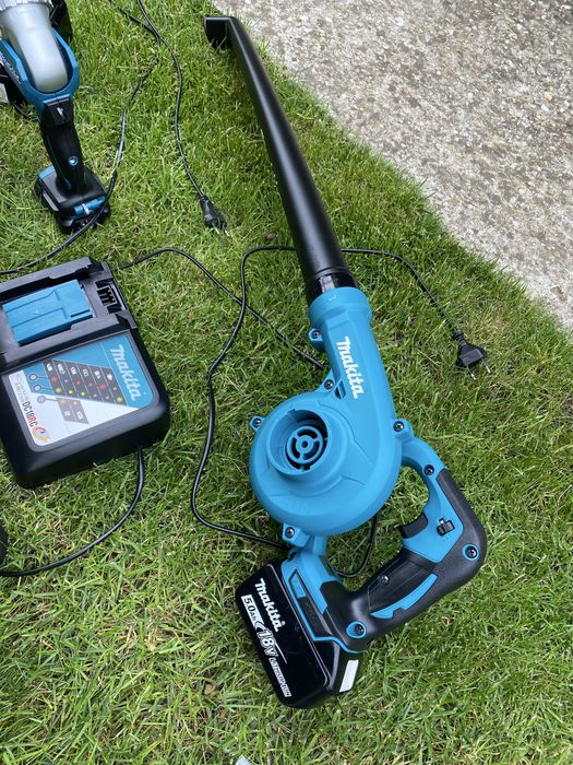 suflantă de frunze cu acumulator Makita DUB186Z LXT