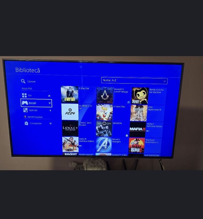 Vand ps 4 pro mai multe detali in privat