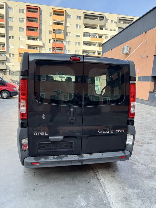 Opel Vivaro 2013 ,2.0 diesel