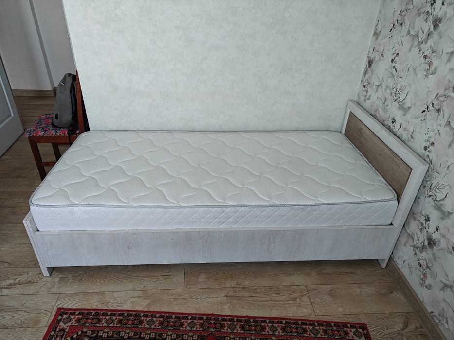 Кровать односпальный