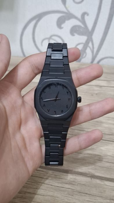 Продаётся часы новый