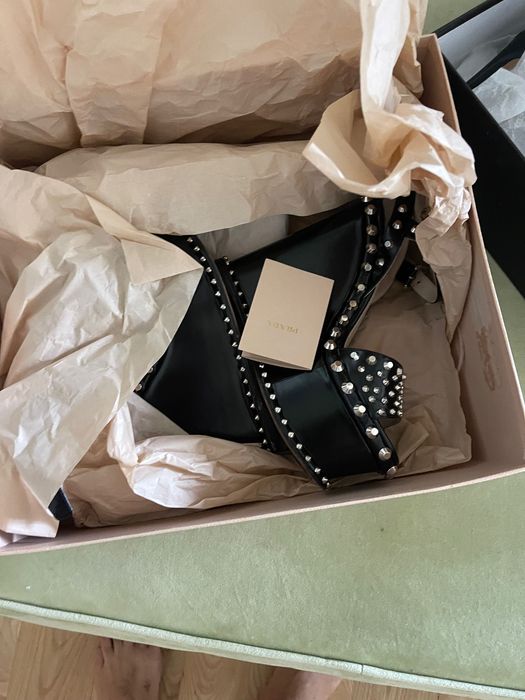 Оригинални обувки Prada и Dsquared