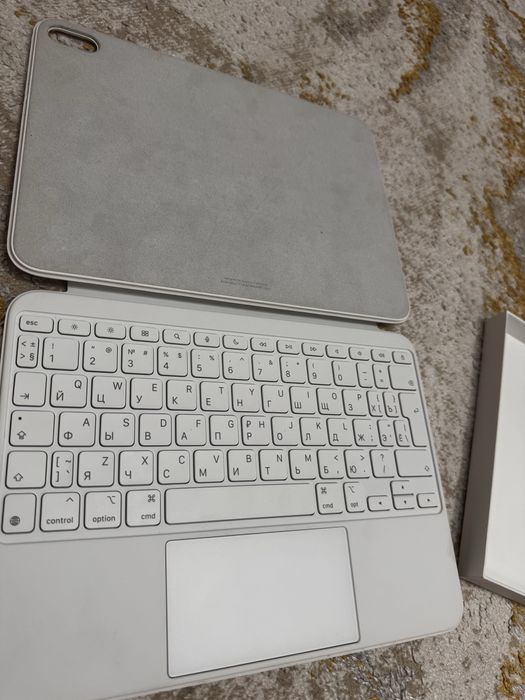 Apple Magic Keyboard Folio