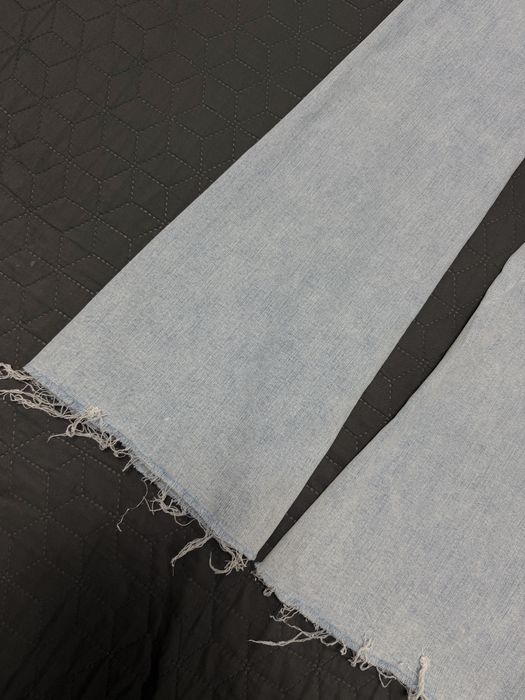 Светлосини дънки