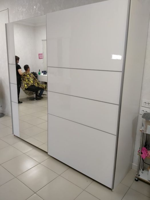 Продается большой шкаф