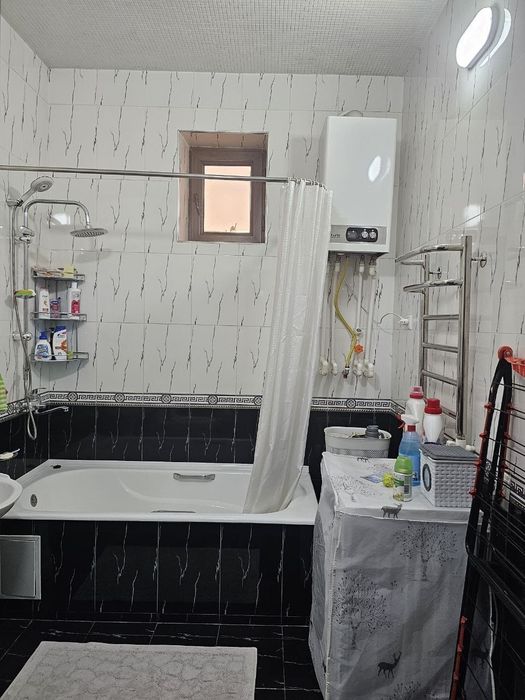 Аренда метро беруни 3.хонали оилага берилади