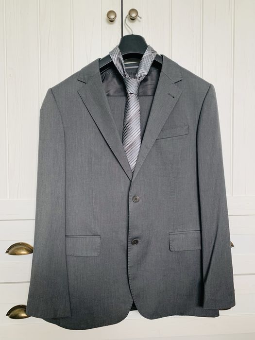 Официален мъжки костюм вълна