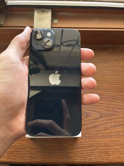 Продам Iphone 14