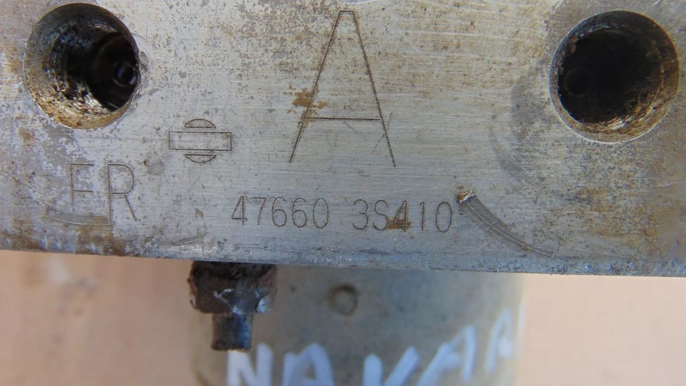Pompa abs Nissan Navara D22 motor 2.5 cod 476603S410