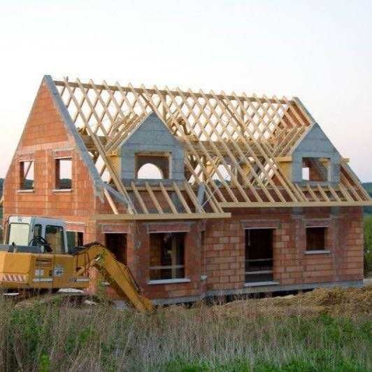 executam acoperisuri si reparati