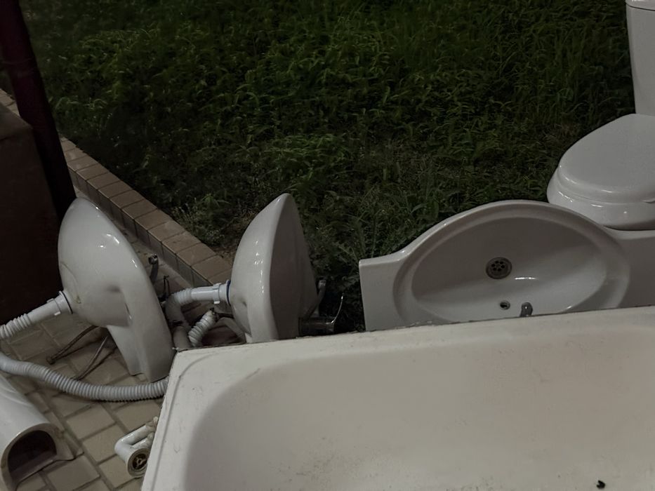 Unitaz Tualet rakvina vanna