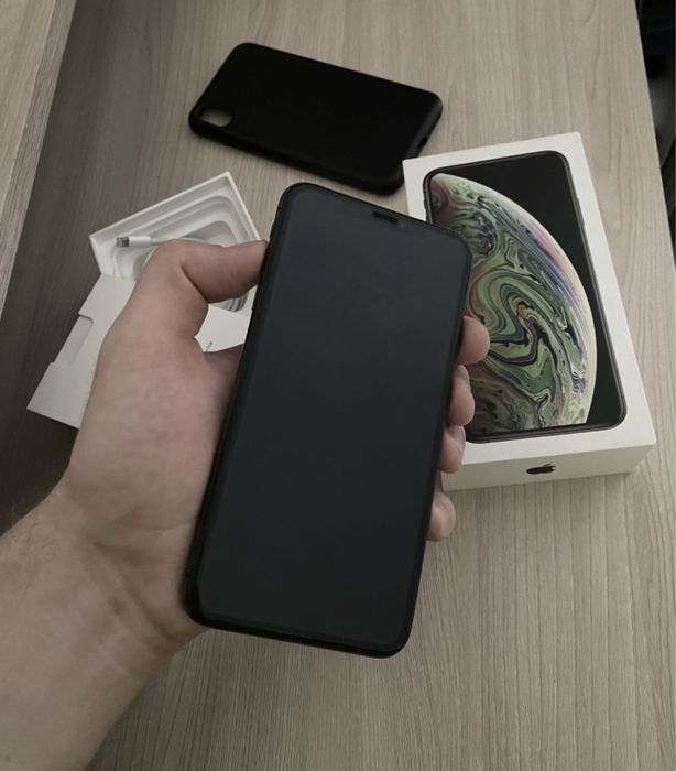 Apple iPnone XS (64GB)