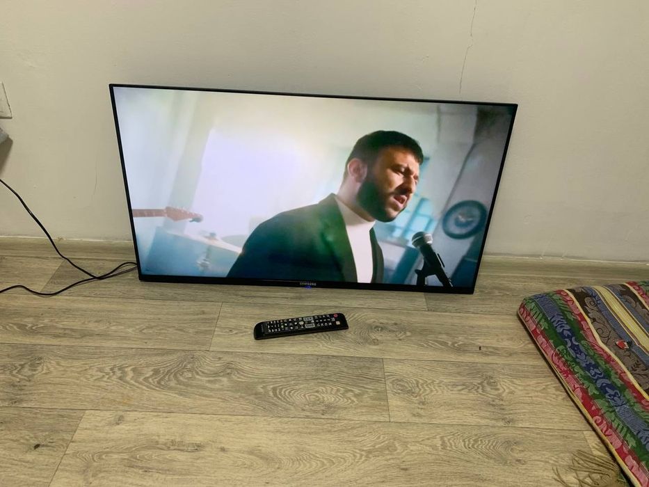 Samsung рабочий телевизор.