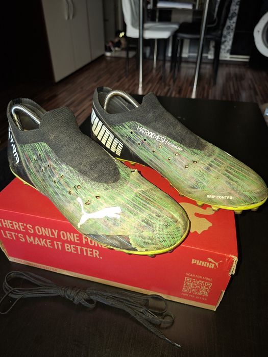 Vand ghete fotbal Puma