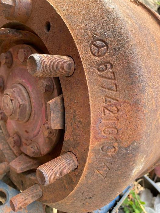 Чясти преден мост от Мерцедес 1320 4х4