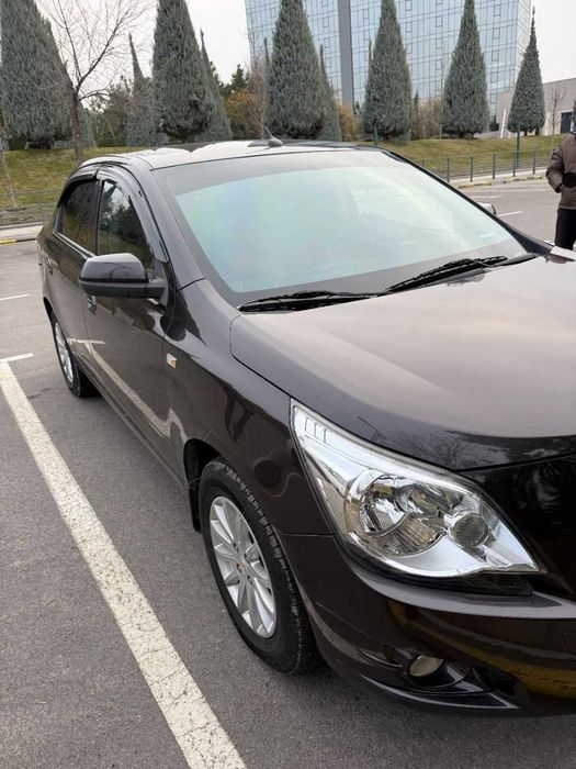 кобальт автомат в отличном состоянии