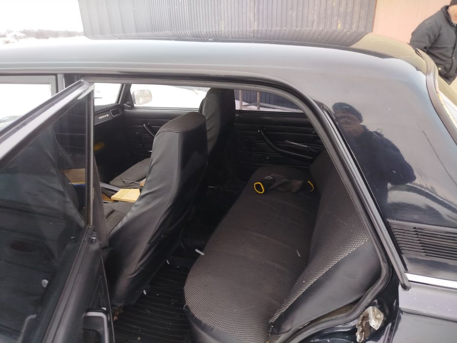 Продам черную ракету