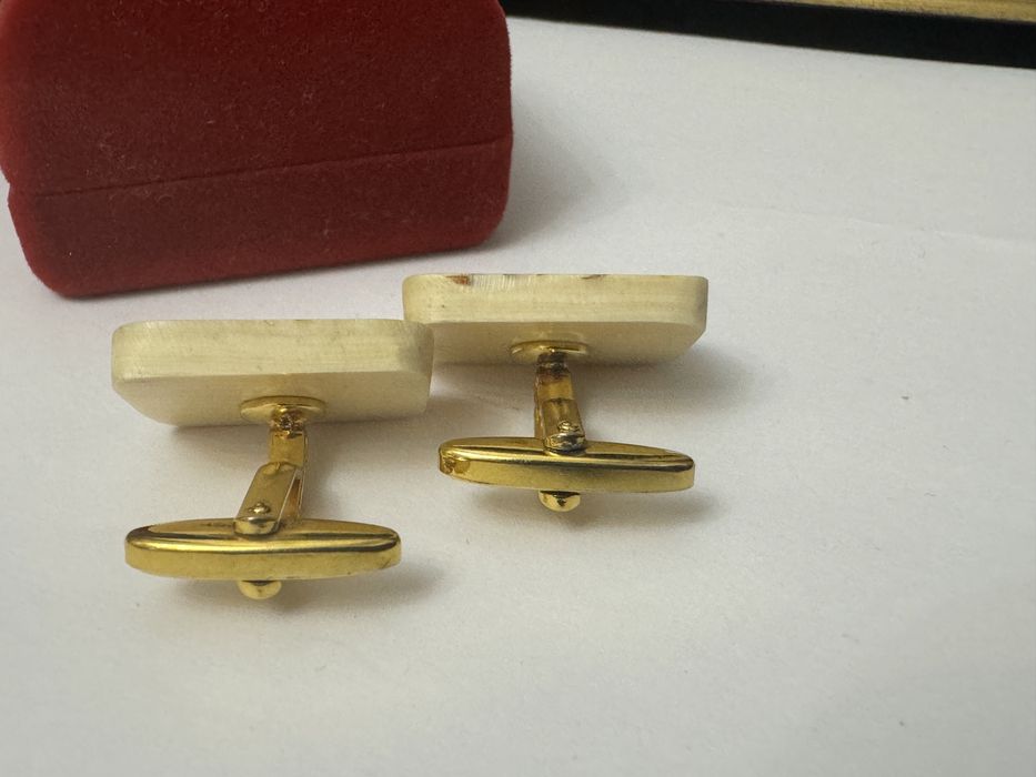 Butoni pentru camasa cu os (ivory, f:ldes).