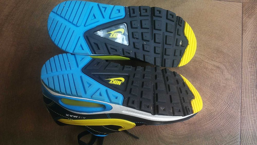 NIKE AIR-MAX Shoes Размер EUR 39 / UK 6 маратонки 299-14-S