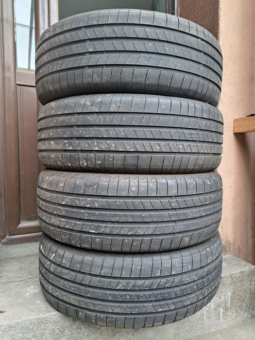 4 anvelope 235/60 R18 Bridgestone
