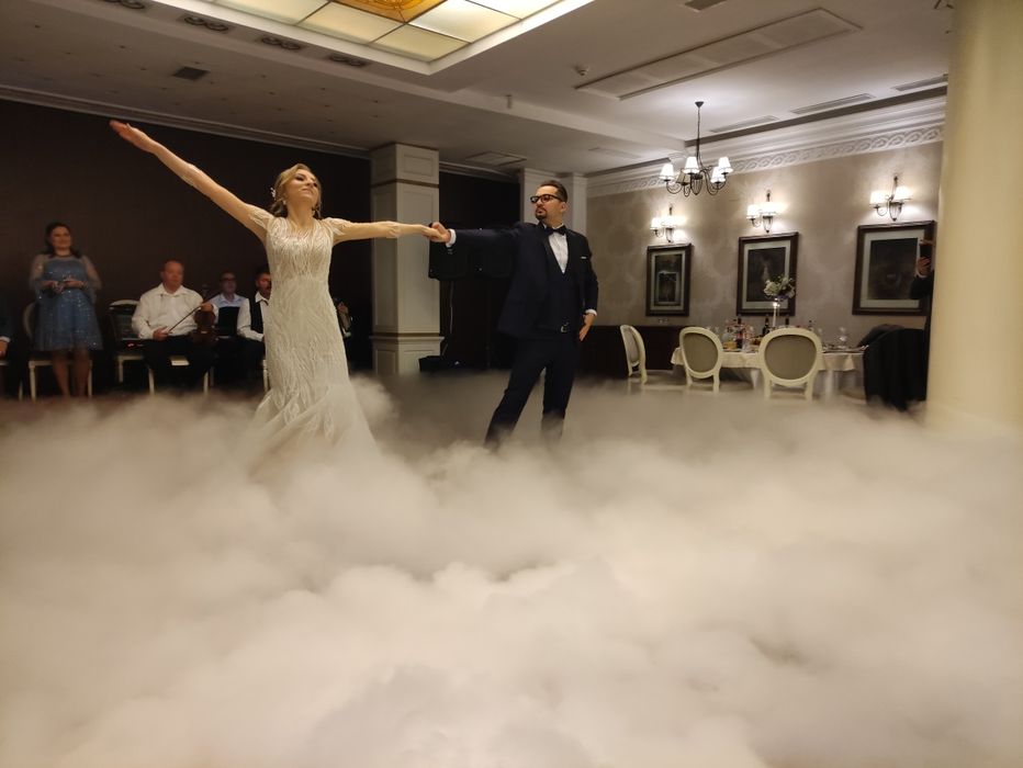 Fum greu / artificii pentru dansul mirilor / Audio Guestbook