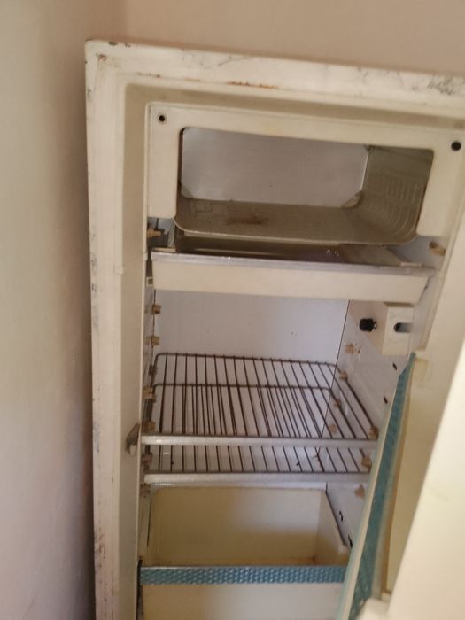 Холадилник двух камерный