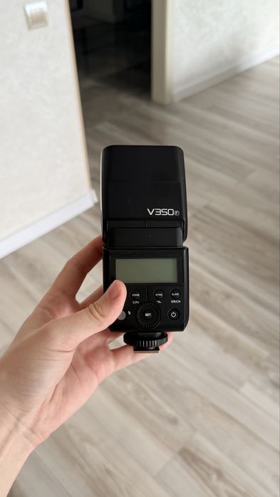 Фотовспышка Godox V350F (Fujifilm)