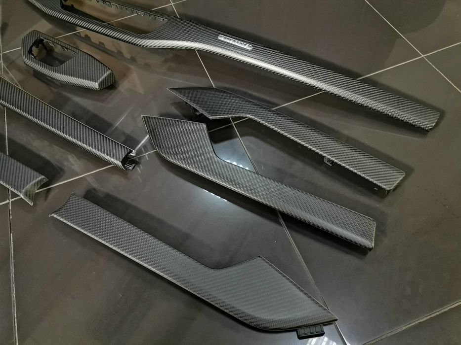 К-т Нов OE Carbon Gloss Audi A4 S4 RS4 8W A5 RS5 F5 Декоративни Лайсни