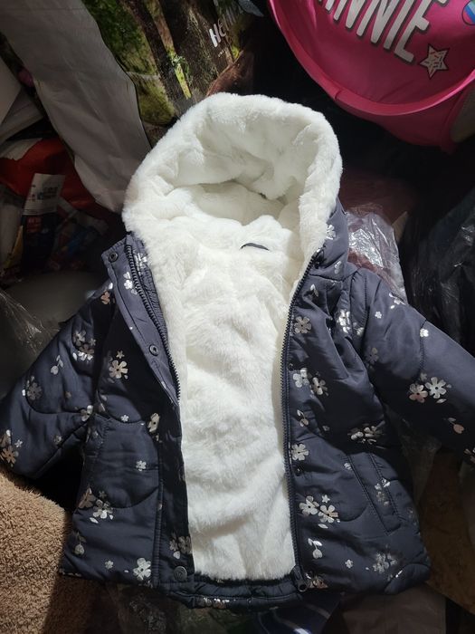 Geaca noua imblanita 18-24 luni 59 lei