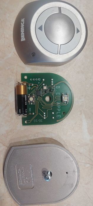 Дистанционно BENINCA APPLE 4WV за гаражни врати - бариери и други